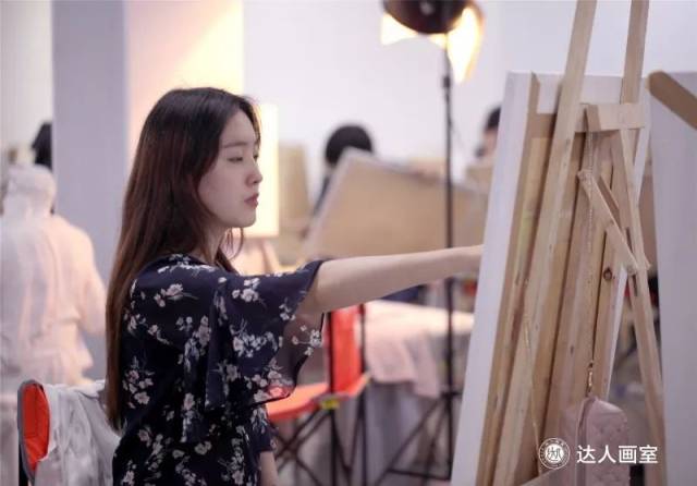 紫彩乃最新作品揭秘，探索前沿艺术的无穷魅力