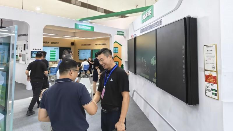 沁阳市最新新闻,沁阳市最新新闻，高科技产品引领未来，体验科技生活新篇章
