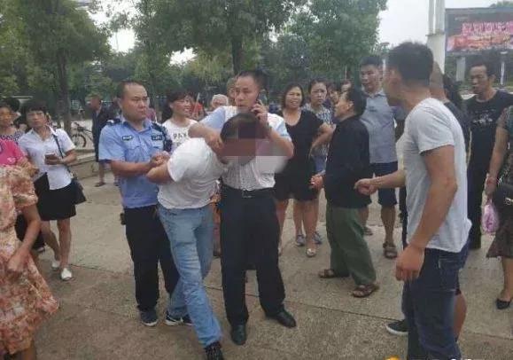 邵阳火车南站最新动态，科技革新助力出行体验提升