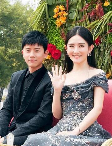 张杰谢娜最新动态，小巷深处的音乐与美食交汇点