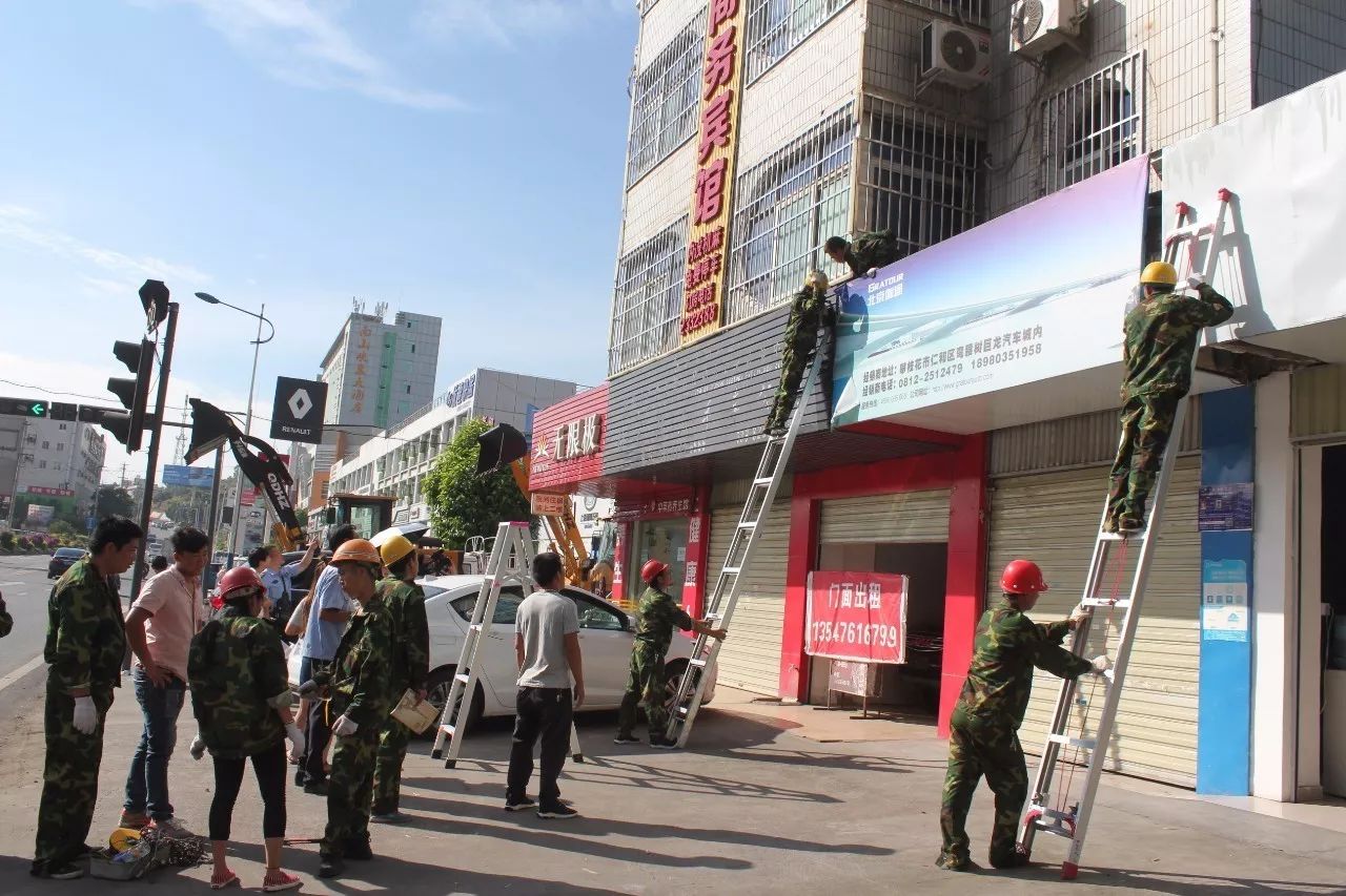 上海市最新劳动法下的独特小巷风情小店概况