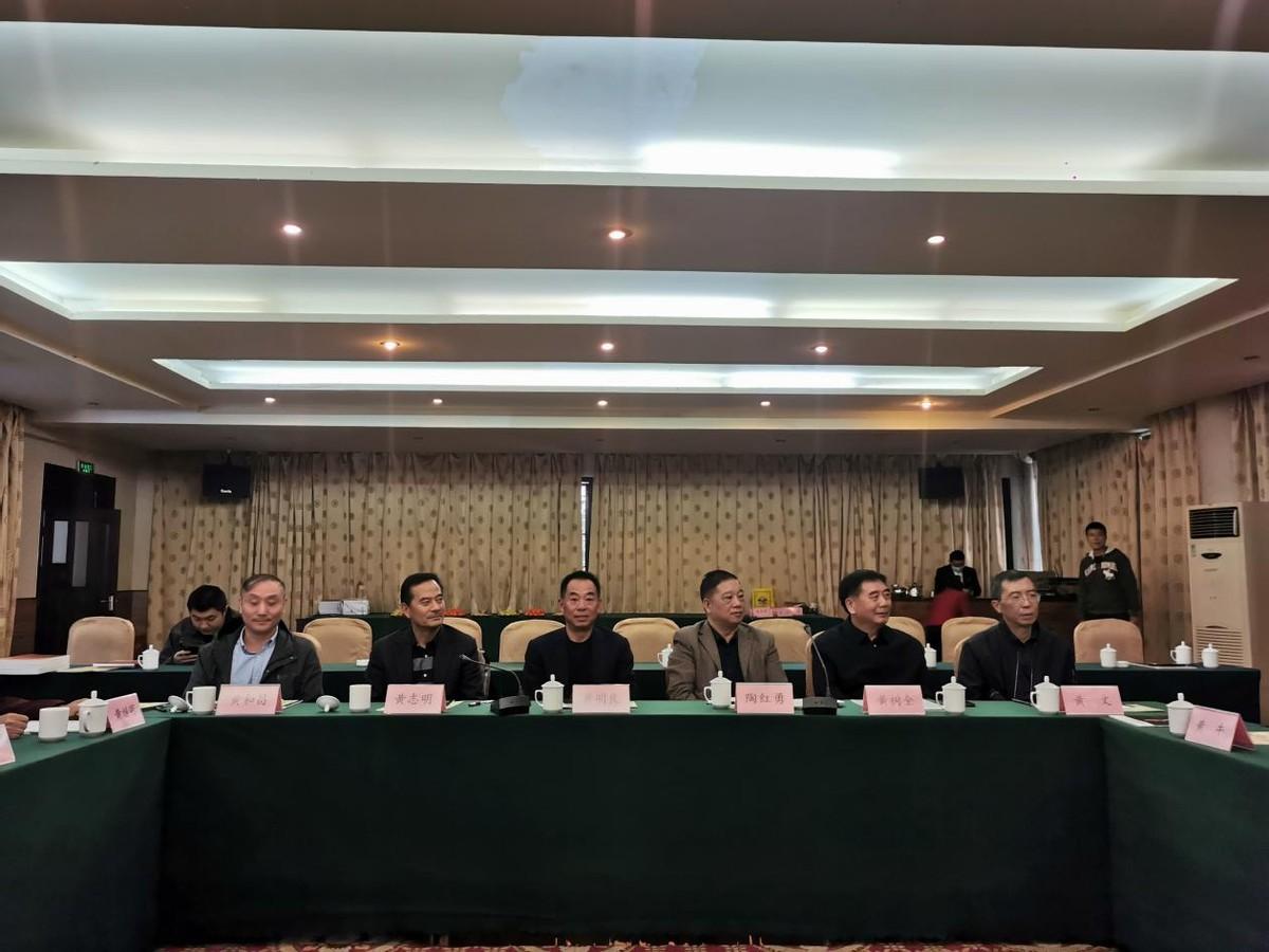 云南能投集团最新招聘启事，与变革同行，学习成就自信之路