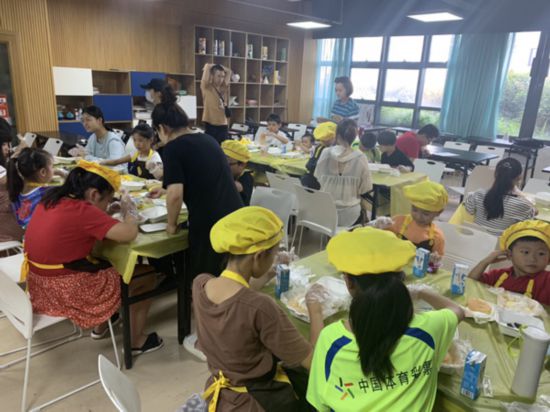 翁祖亮最新动态，爱的陪伴与温馨时光揭秘日常趣事