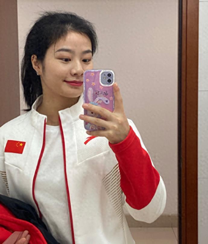 眉骨高的女明星，独特魅力与时尚风采展现个性之美