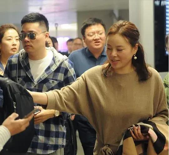 斯诺克丁俊晖，辉煌历程、时代地位与最新消息