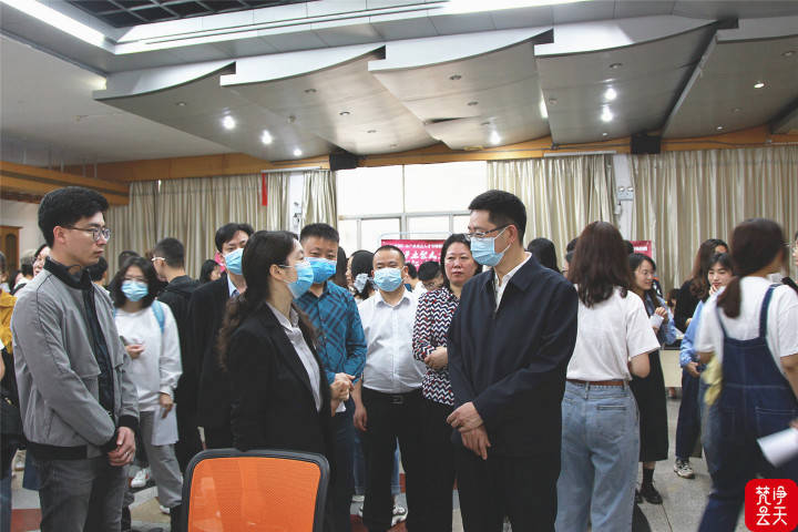 新乡市最新招聘信息详解，快速获取与应聘指南