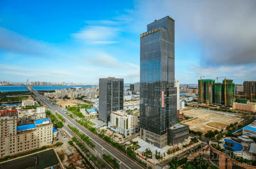 湛江最新楼盘房价动态，城市变迁与自我成长的自信与成就