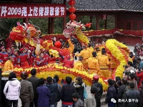 铜仁火车站最新动态，启程探索自然美景，寻觅内心宁静