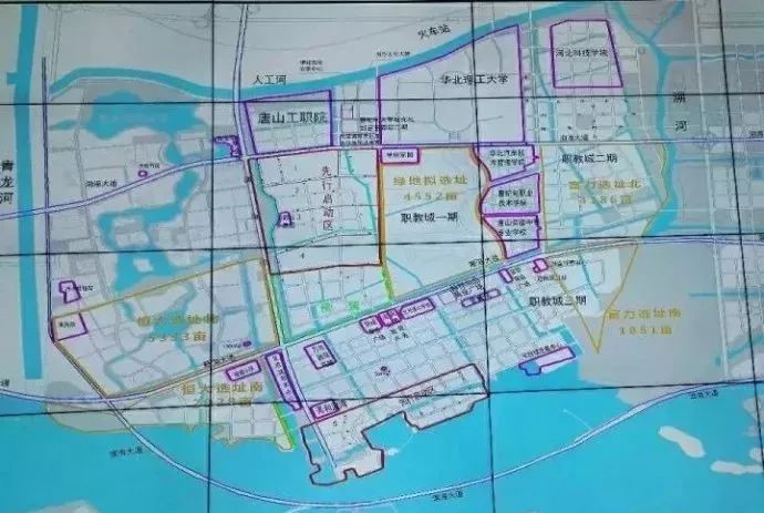 曹妃甸大学城蓬勃发展，成为教育热土的新焦点