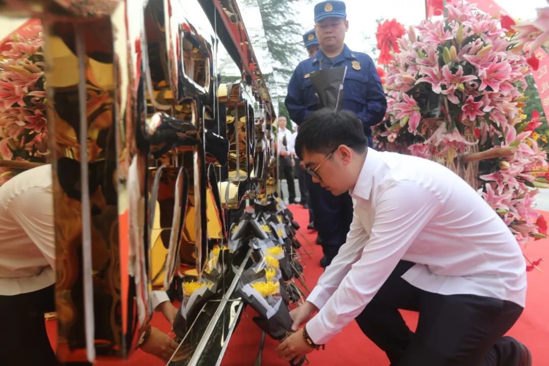武汉砍头事件最新进展及温馨日常新篇章揭秘