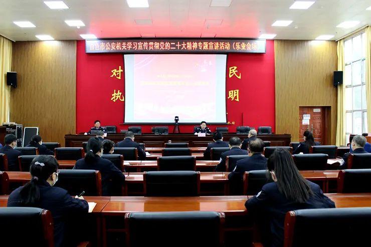 电视轻应用手机版，小屏幕上的大变革，引领学习与自信的潮流新趋势