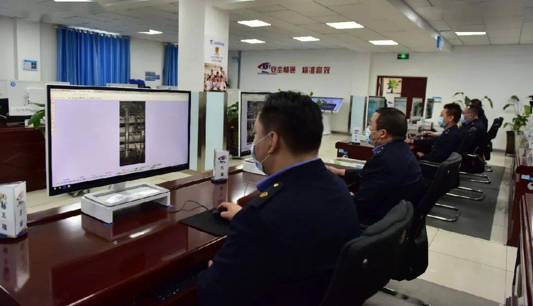 火狐直播平台最新版,火狐直播平台最新版,小巷中的直播天堂,探索未知的精彩世界!