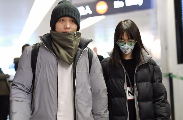 郑爽最新消息与科技新品引领未来的震撼体验