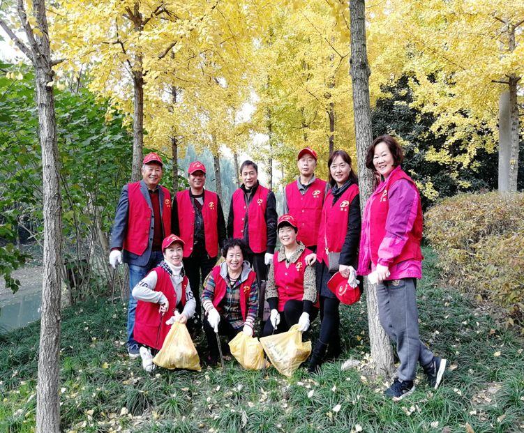 晶哥哥,学习、蜕变与自信闪耀之旅的最新照片公开