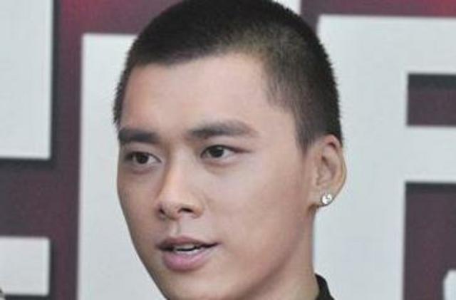 🌟潮流新宠,明星平头风采展露💥