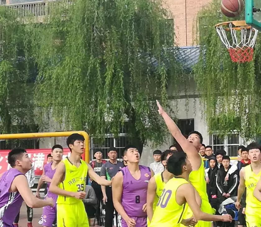 篮球比赛服装，自然美景背后的探索之旅