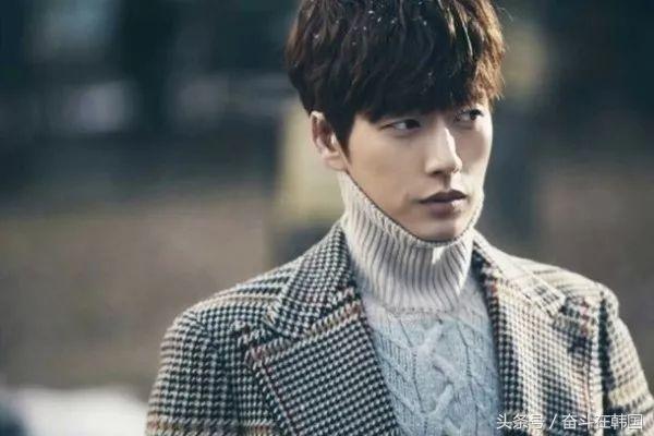 朴海镇最新动态,自然之旅探寻内心平和与喜悦