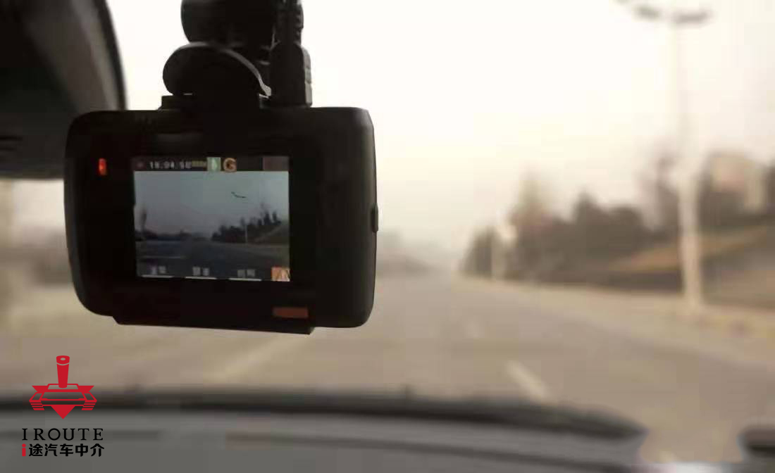 最新行车记录仪,记录行车轨迹,时代变迁的见证者