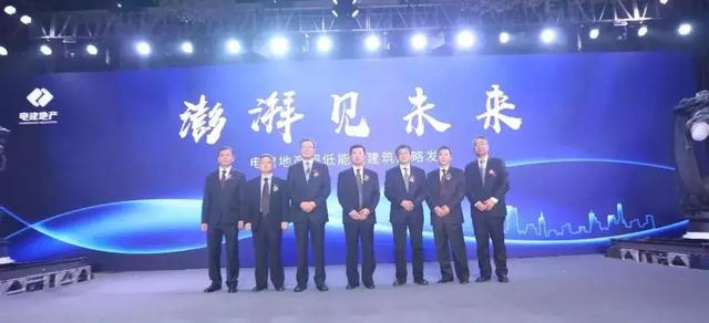 兵团领导班子引领科技革新，智能新品重塑未来生活