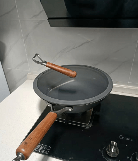 革新厨房还是过度商业化?最新炊具的全面解析