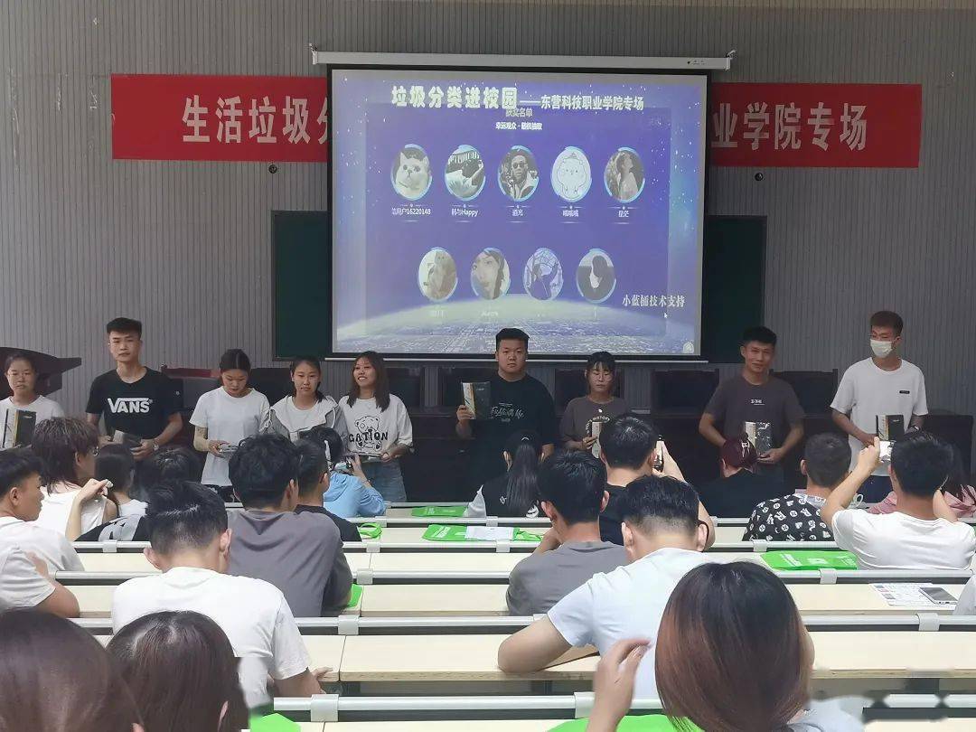 安拉最新科技，重塑生活，未来之光体验